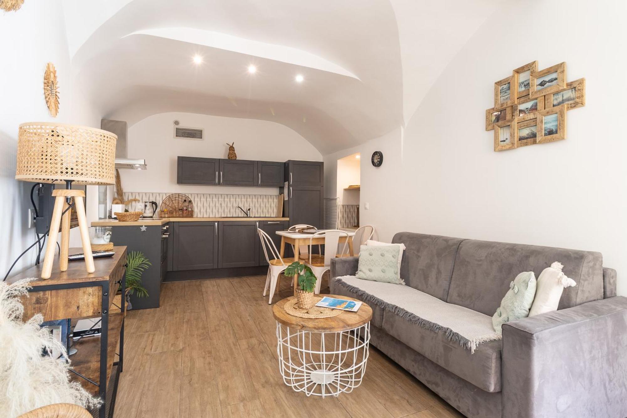 Le Mattoni 3 Apartment ม็องตง ภายนอก รูปภาพ